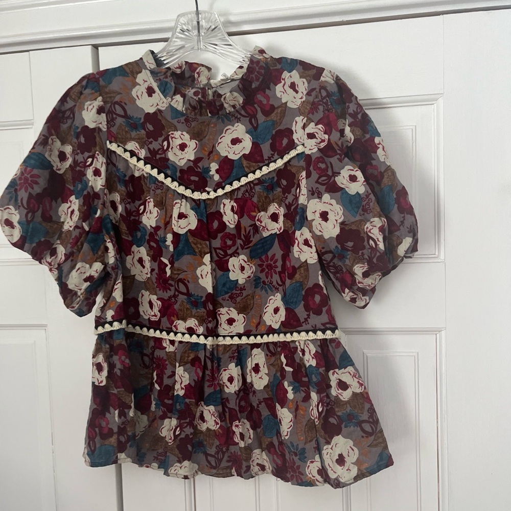 entro Maroon Floral Puff Sleeve Peplum Blouse - Picture 2 of 7